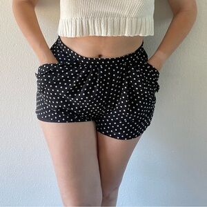 Tramp High Waist Black and White Shorts